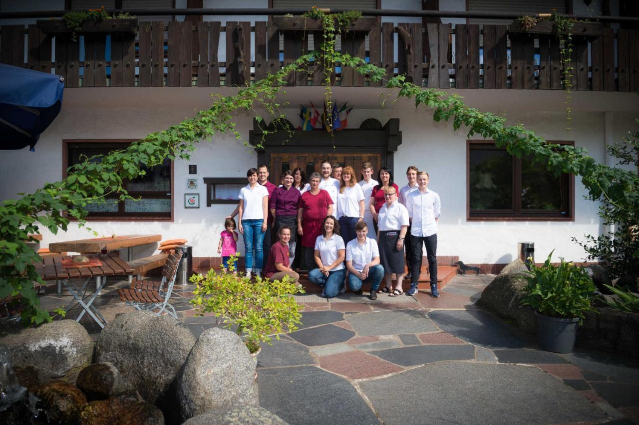 Hotel Landgasthof Brunnenwirt Zum Meenzer Fischbachtal Exterior foto